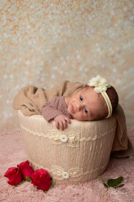 Pascale-POUJOLS-photographe-studio-linstant-P-nouveau-ne-bebe-Aurillac cantal maternite